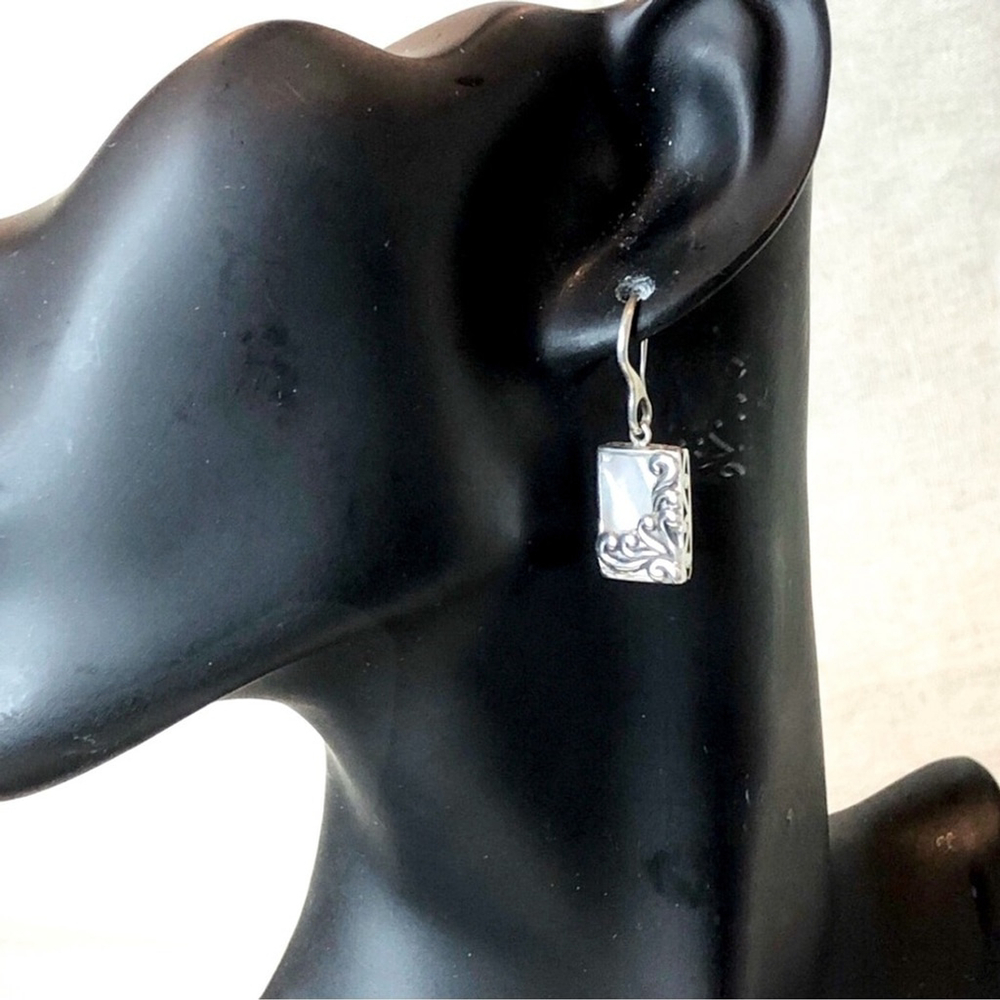 LOIS HILL Sterling Silver Mother of Pearl Cabochon Scroll Overlay & Scroll Bezel